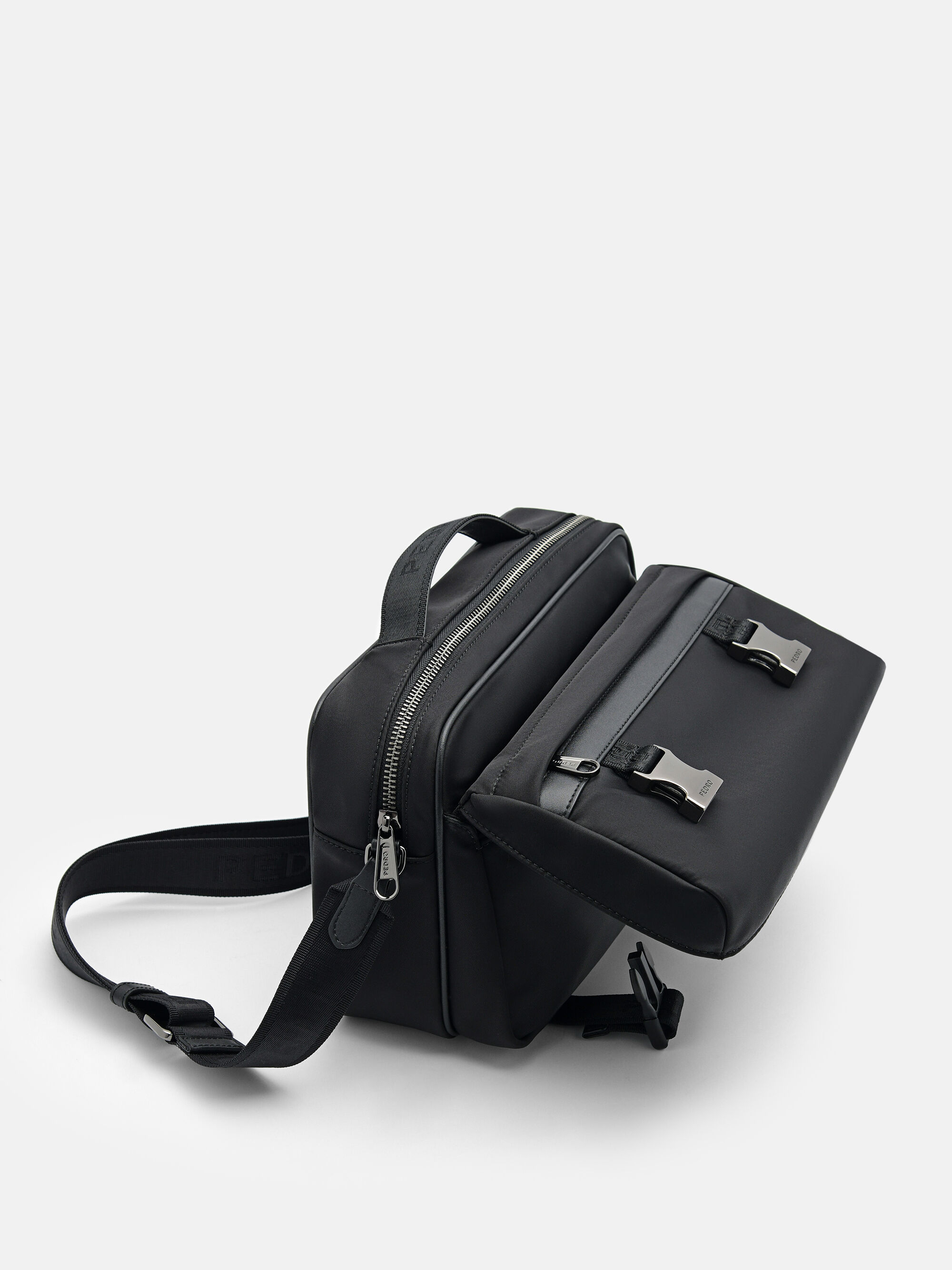 Stuart Sling Bag, Black