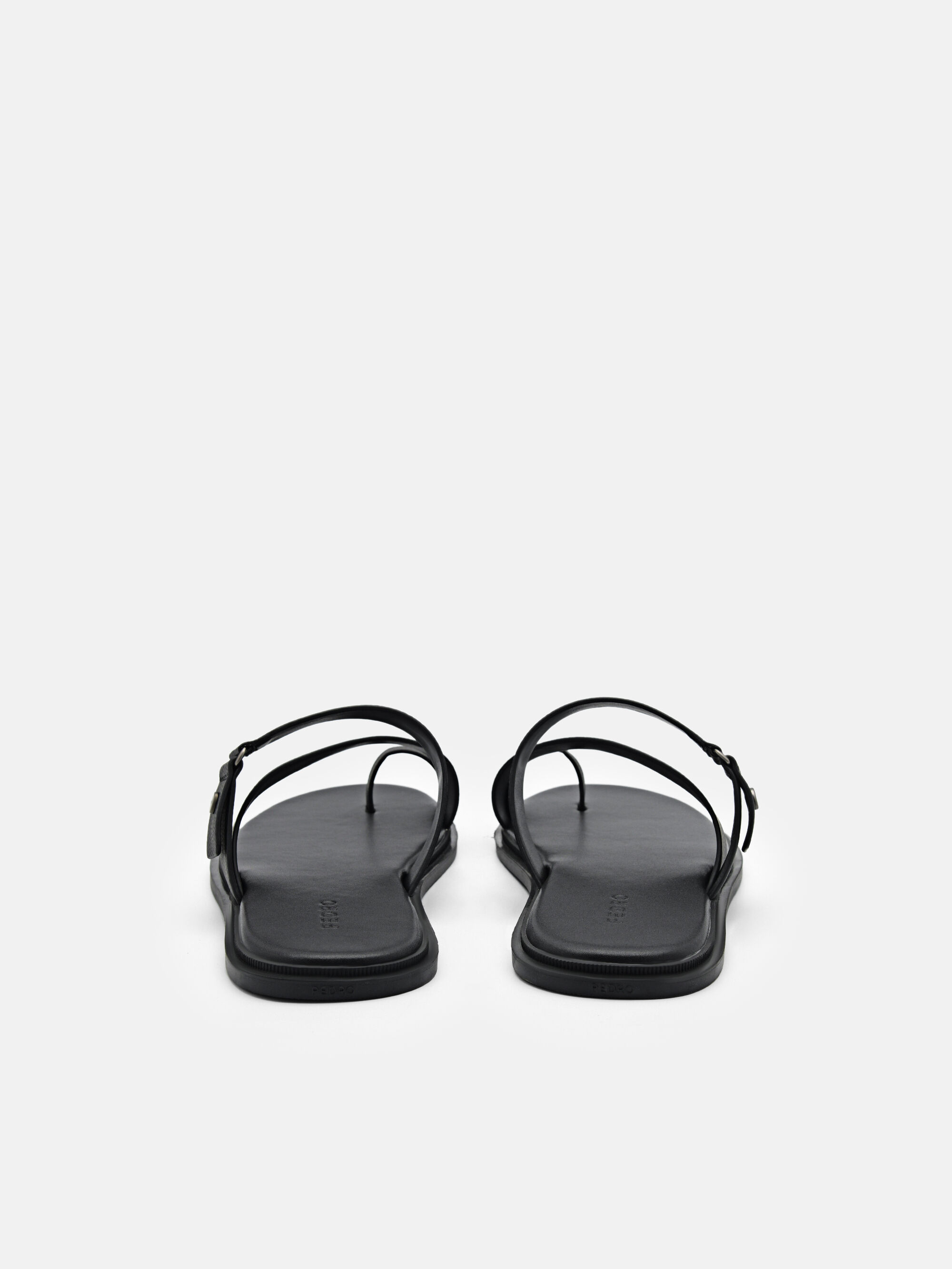 Oliver Toe Loop Sandals, Black