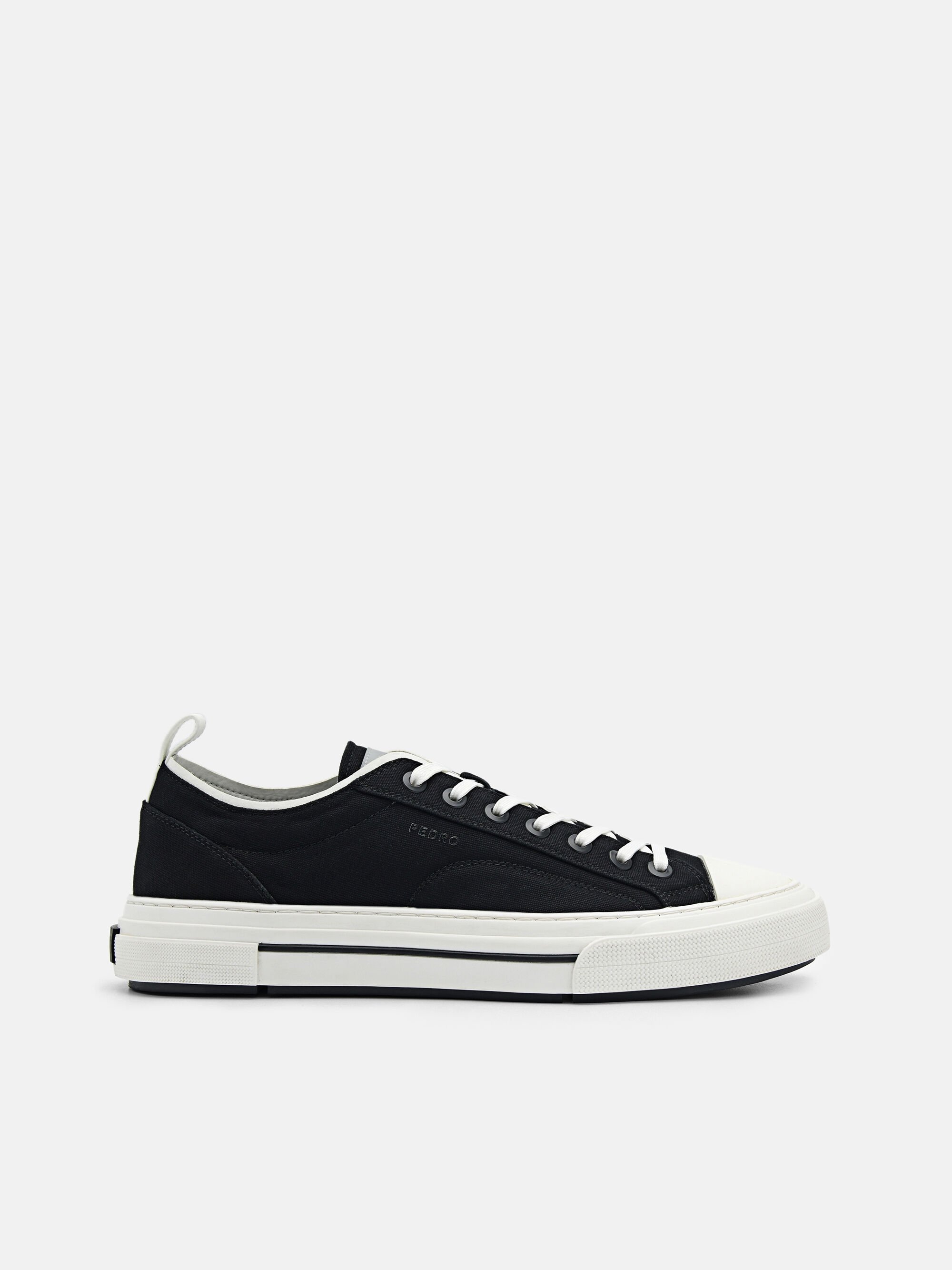 Strata Sneakers, Black