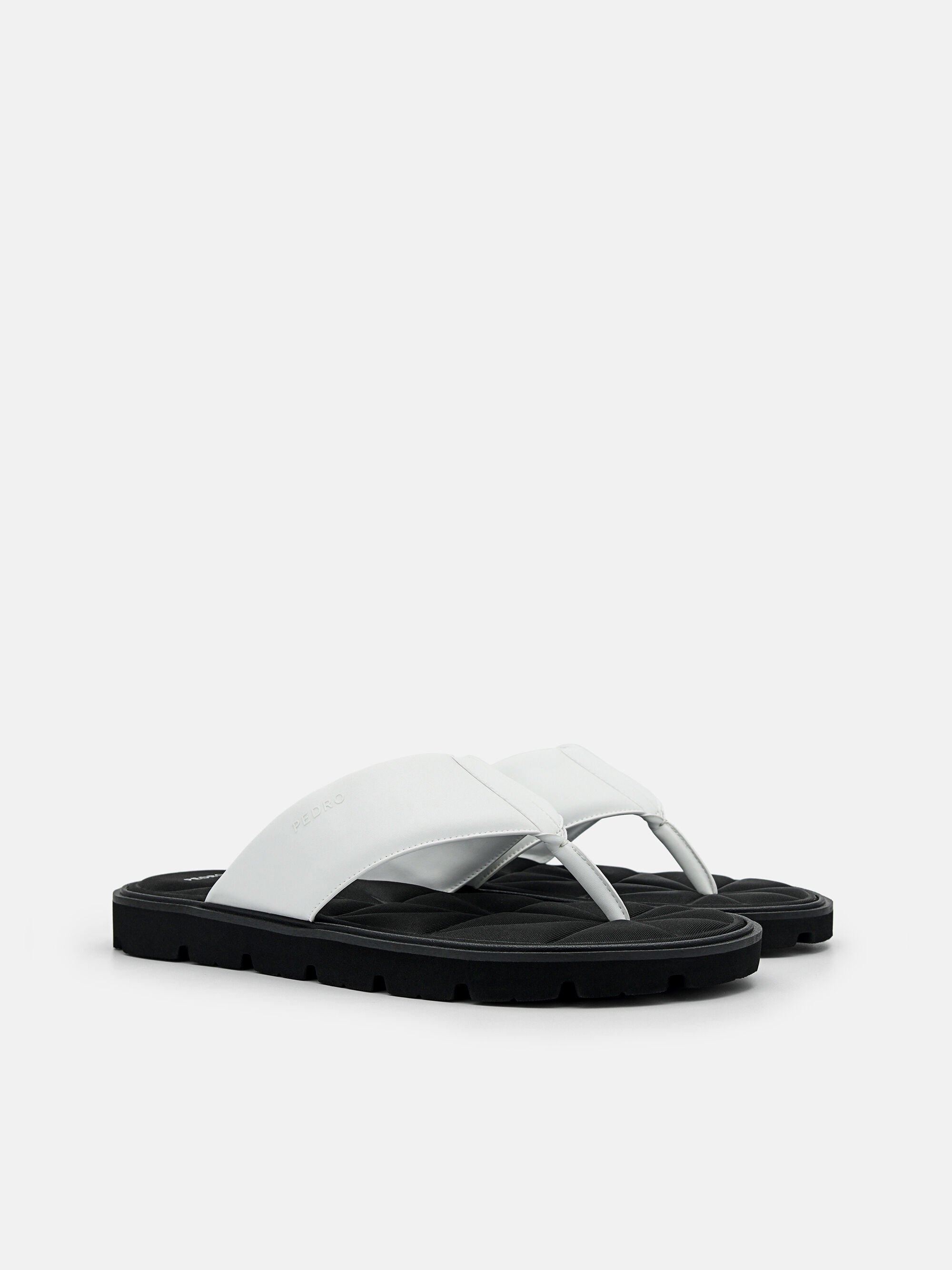 Thong Sandals in Pixel, White