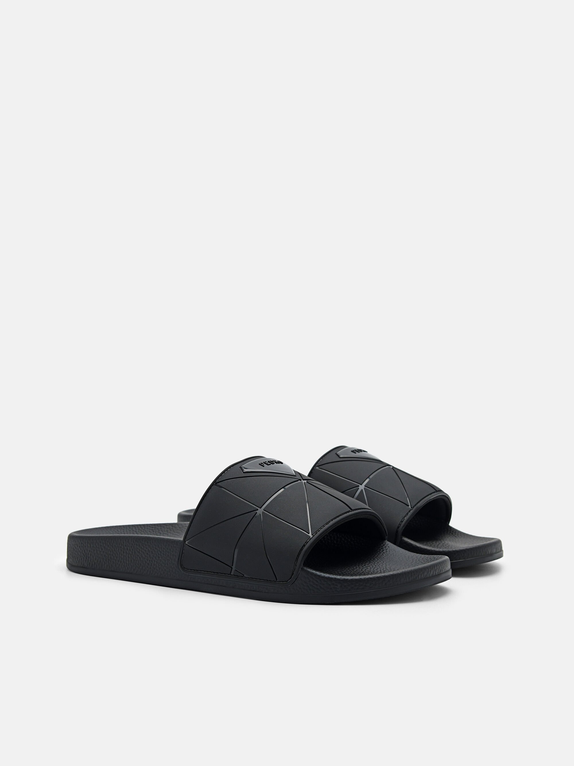 Slide Sandals in Pixel, Black