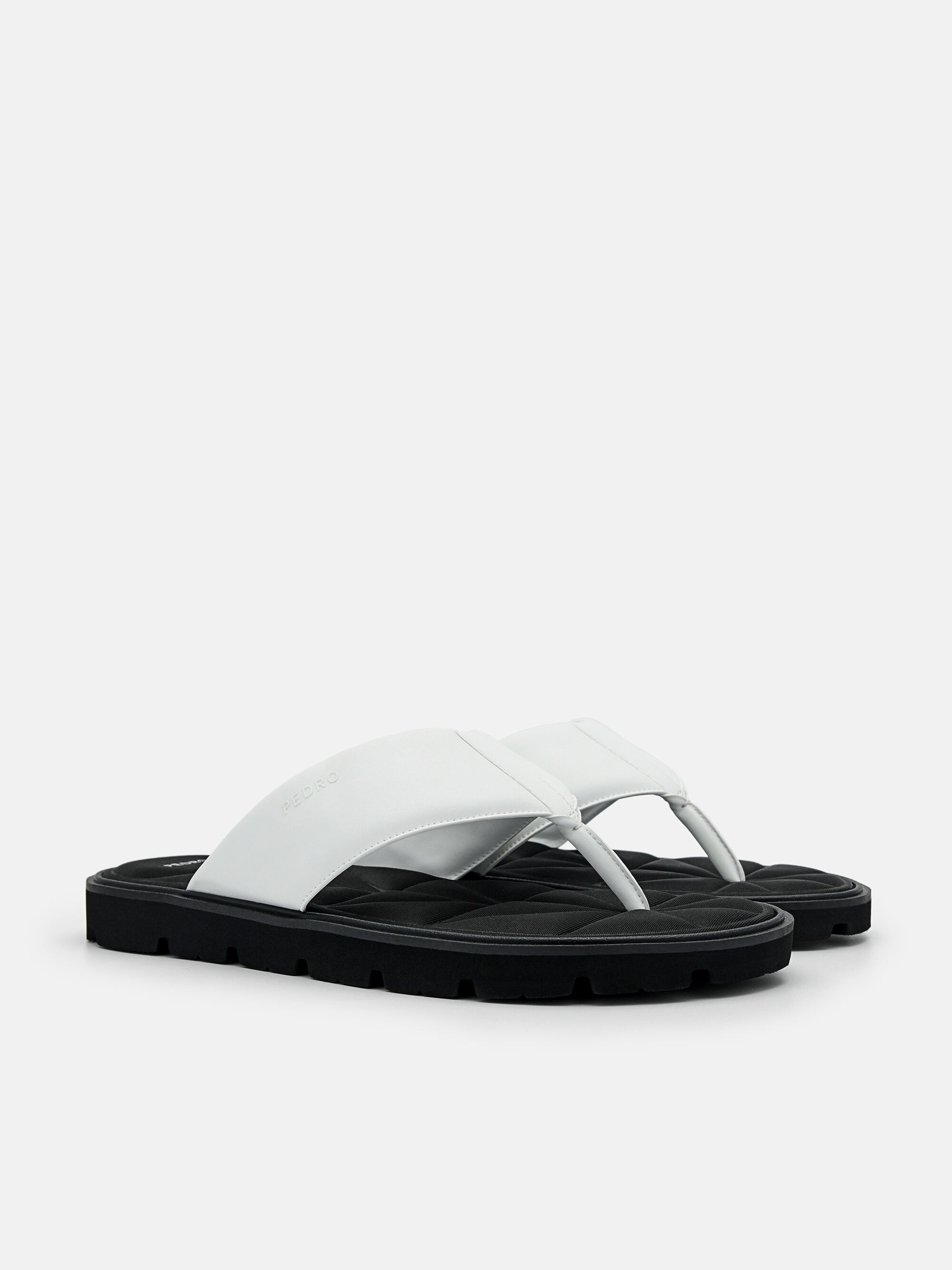 Thong Sandals in Pixel, White