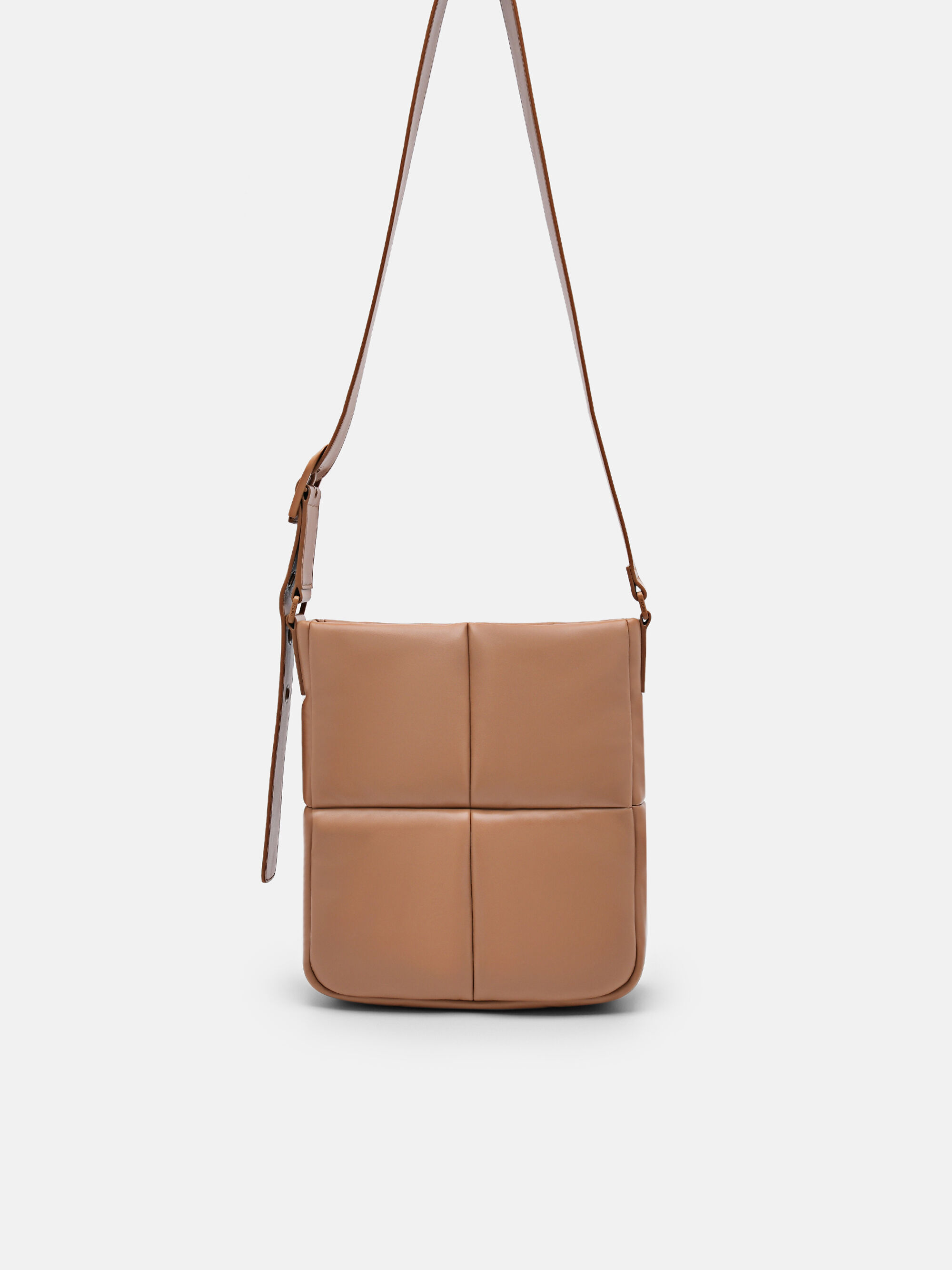 Helix Quilted Shoulder Bag, Camel