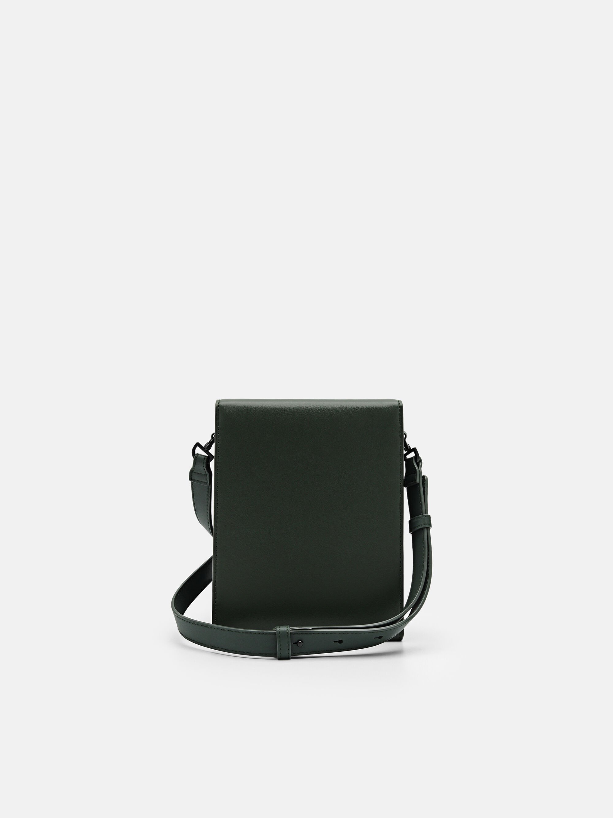 Oliver Sling Bag in Pixel, Dark Green