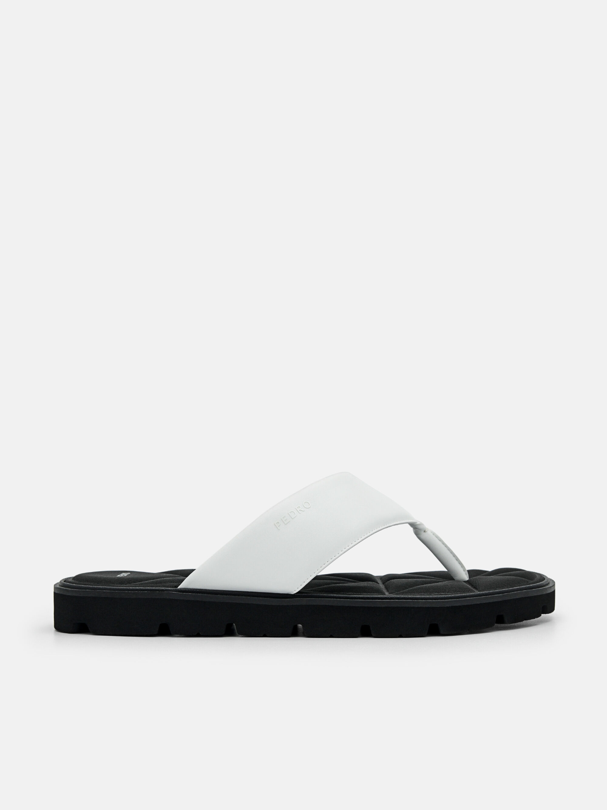 Thong Sandals in Pixel, White