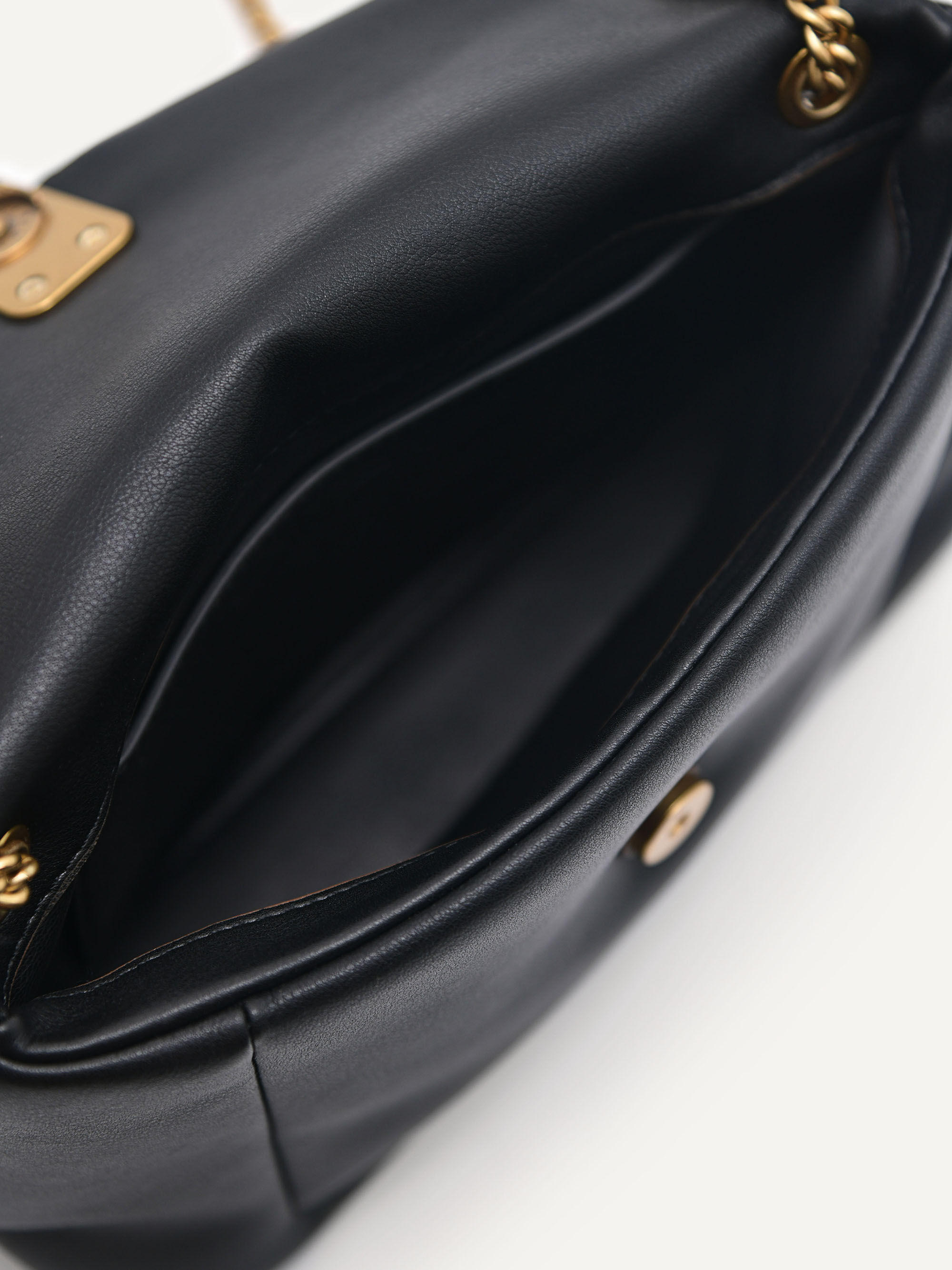 Pinto Black Shoulder Bag | PEDRO