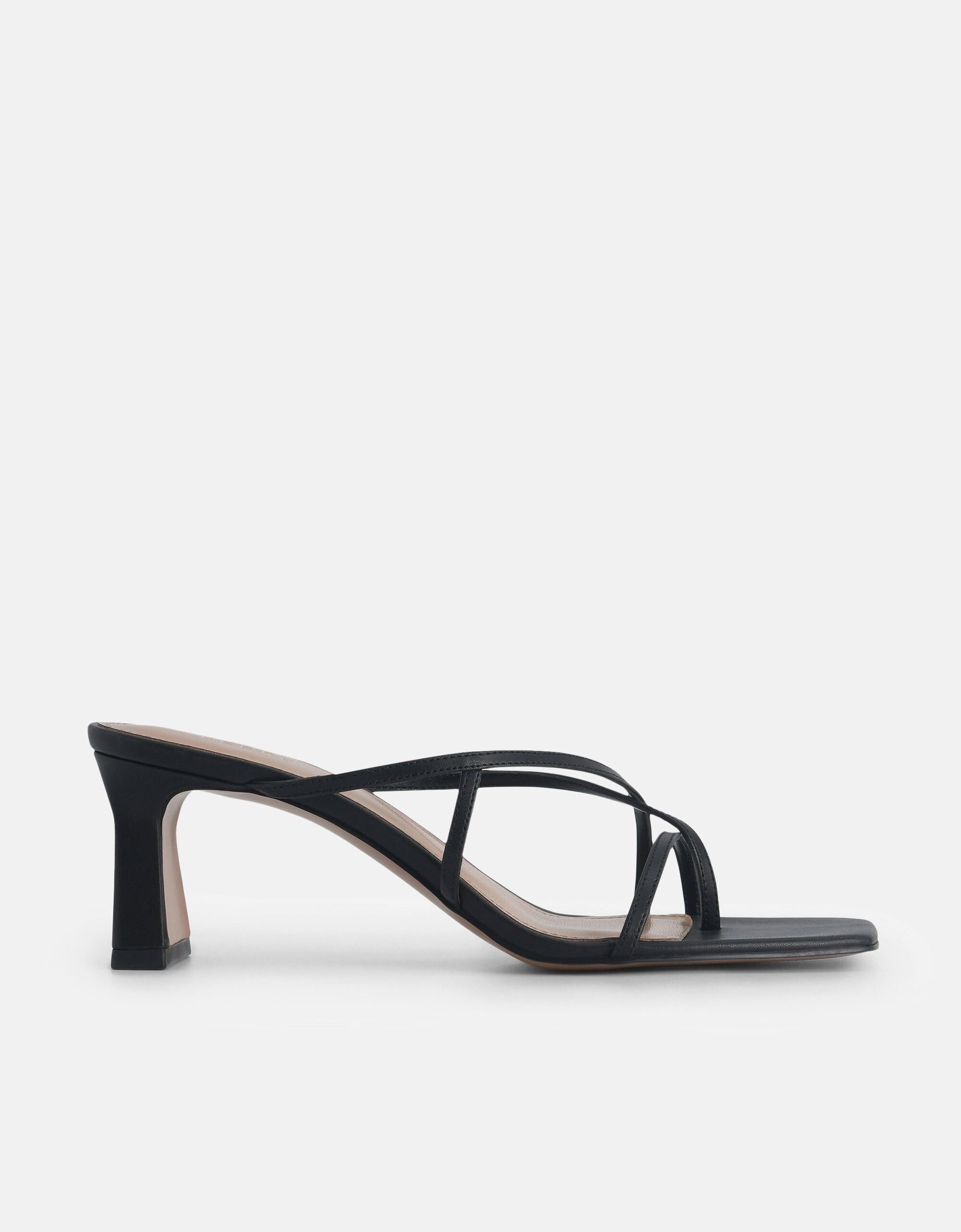 Gnist Black Strappy Tie Up Block Heel Sandal at Rs 999.00 | Chhatarpur |  Delhi| ID: 2852381581830