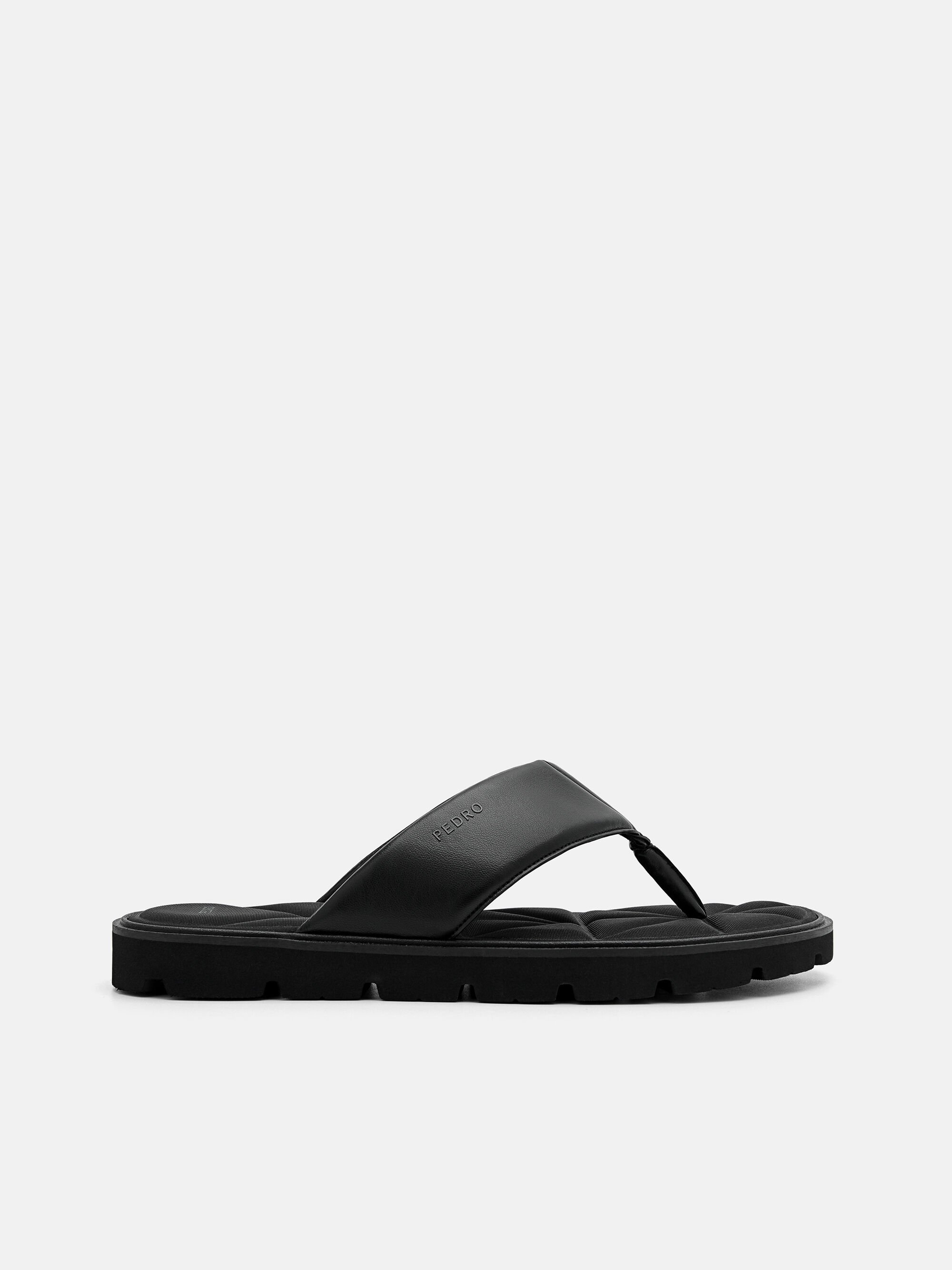 Thong Sandals in Pixel, Black