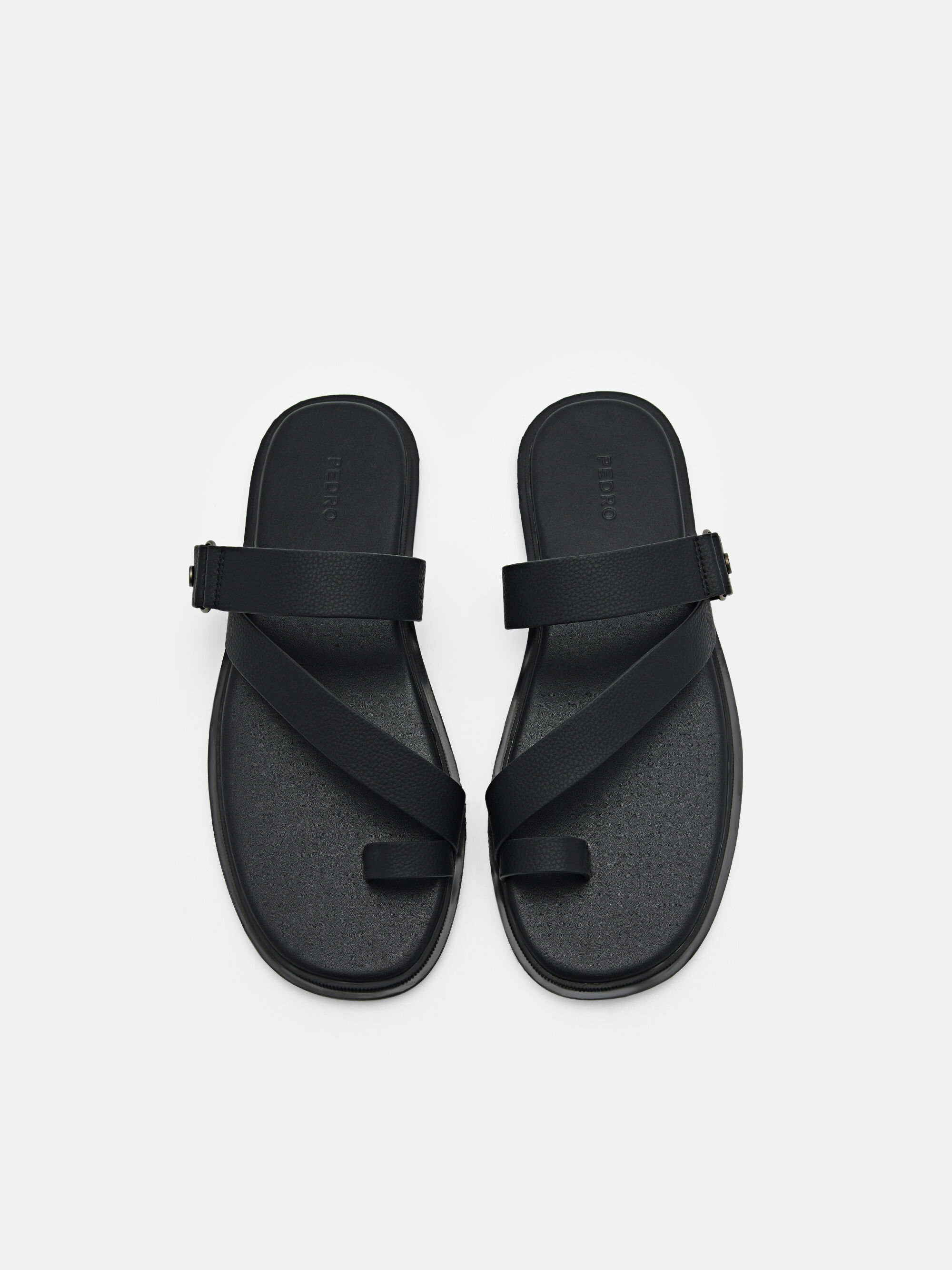 Oliver Toe Loop Sandals, Black