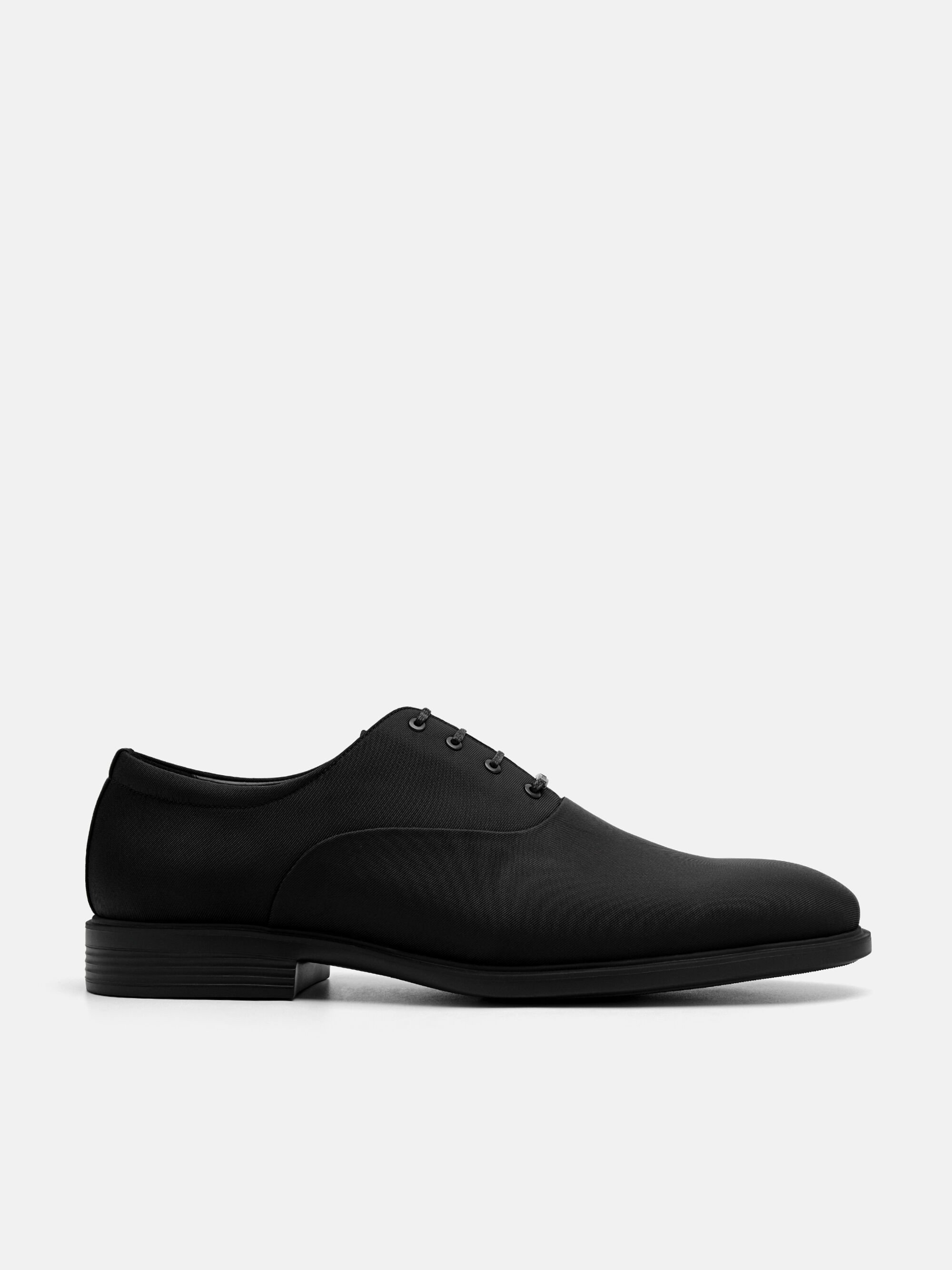 Altitude Lightweight Oxford Shoes, Black