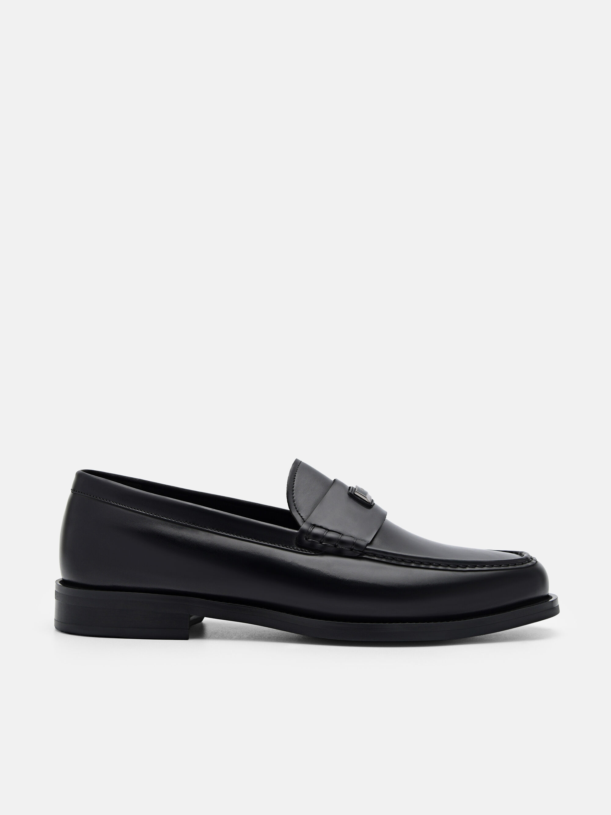 White and black sale loafers mens