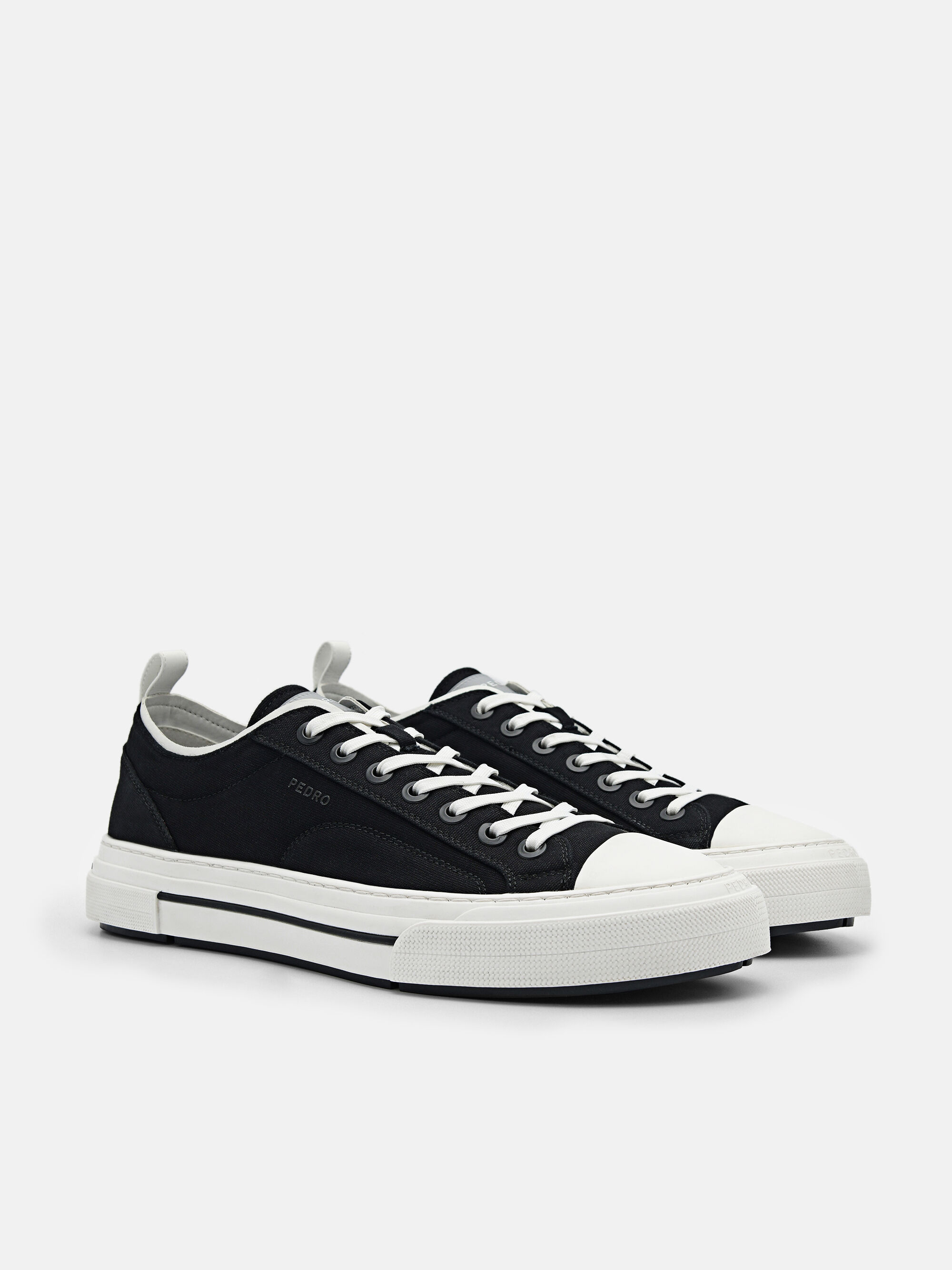 Strata Sneakers, Black