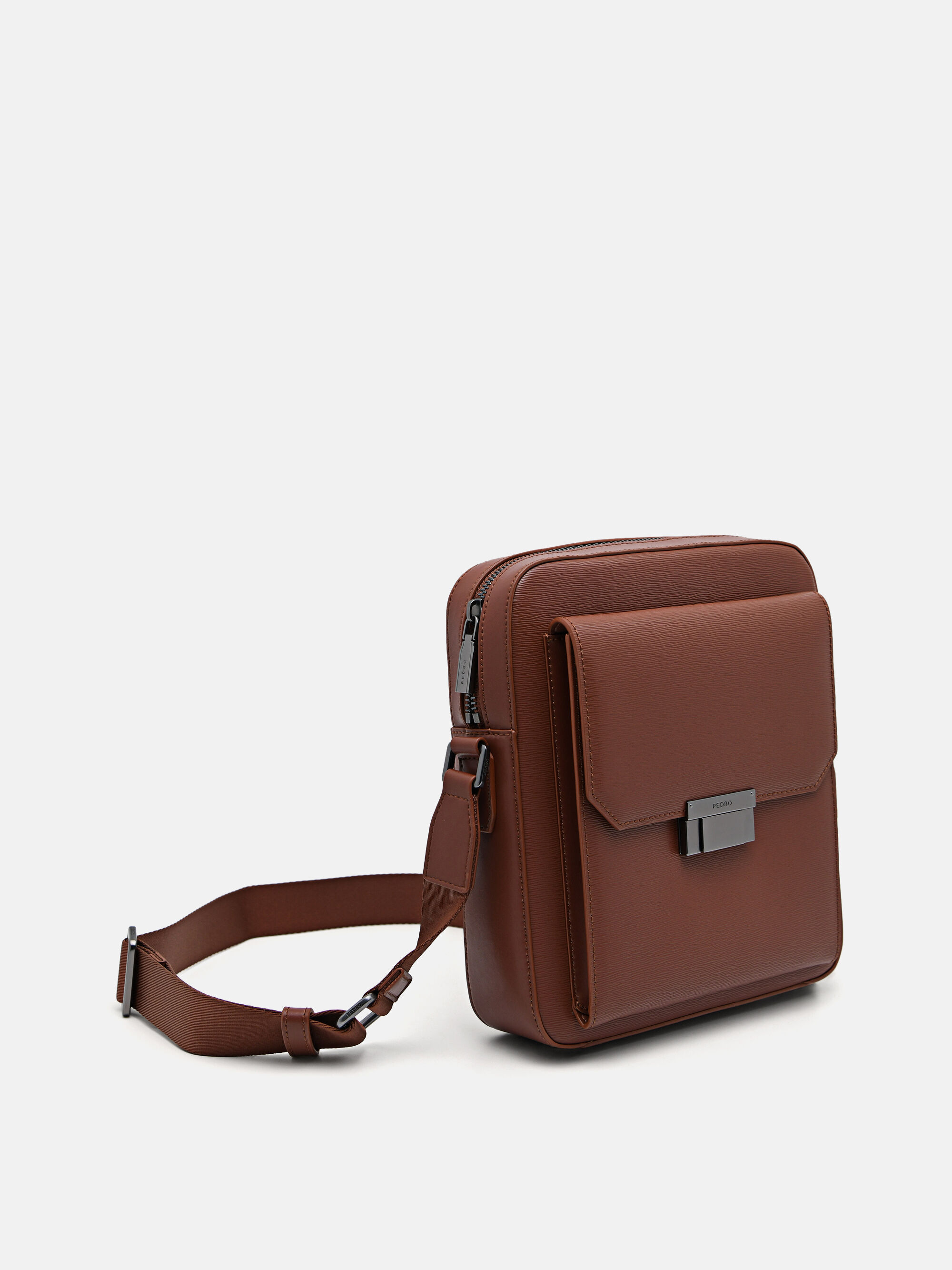 Henry Leather Sling Bag, Cognac