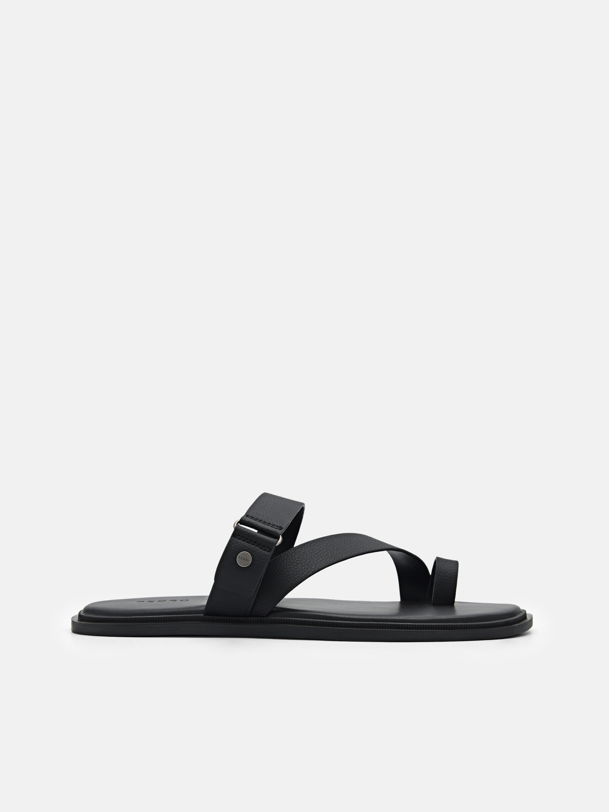 Oliver Toe Loop Sandals, Black