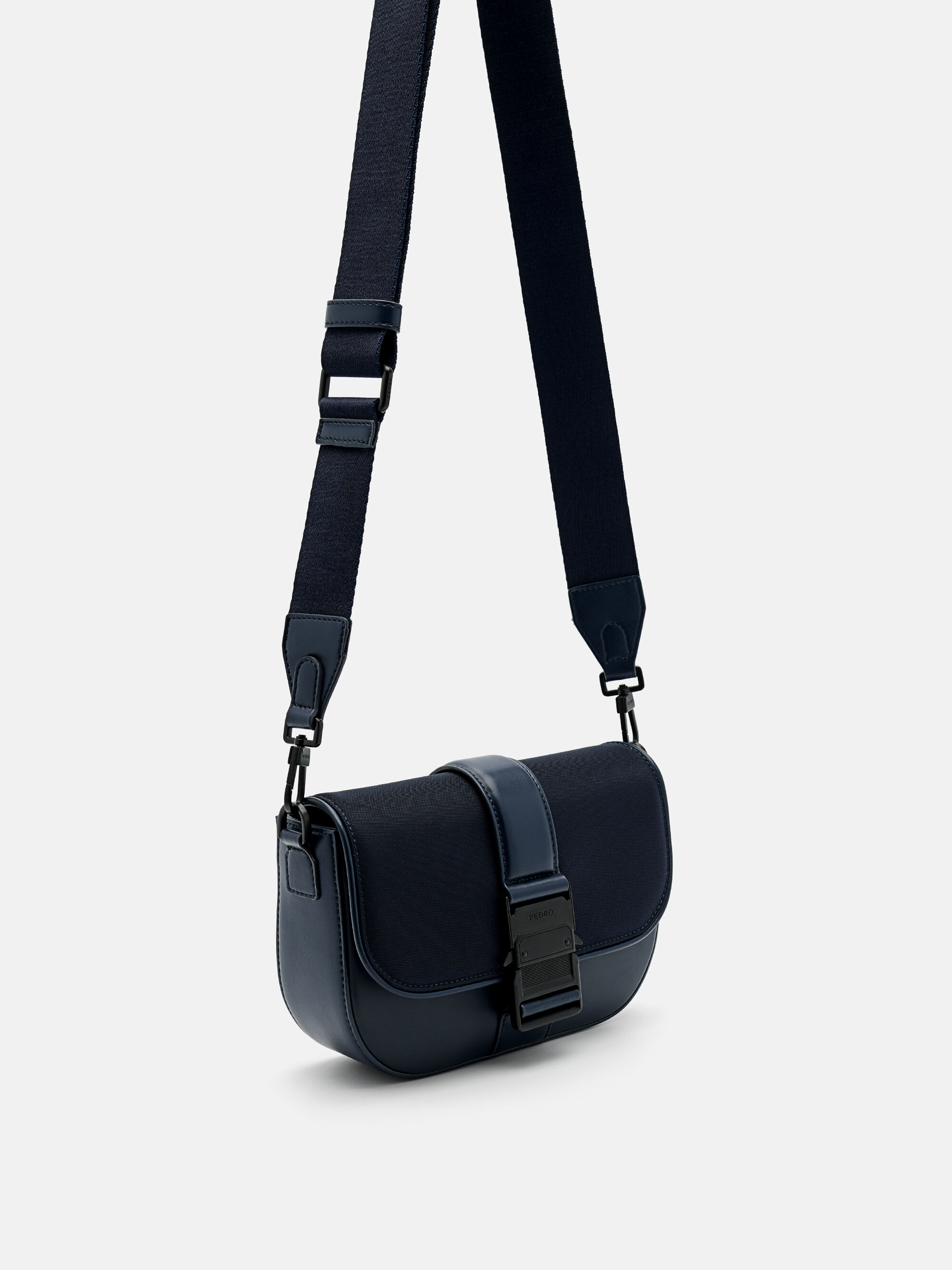 Kane Sling Bag, Navy