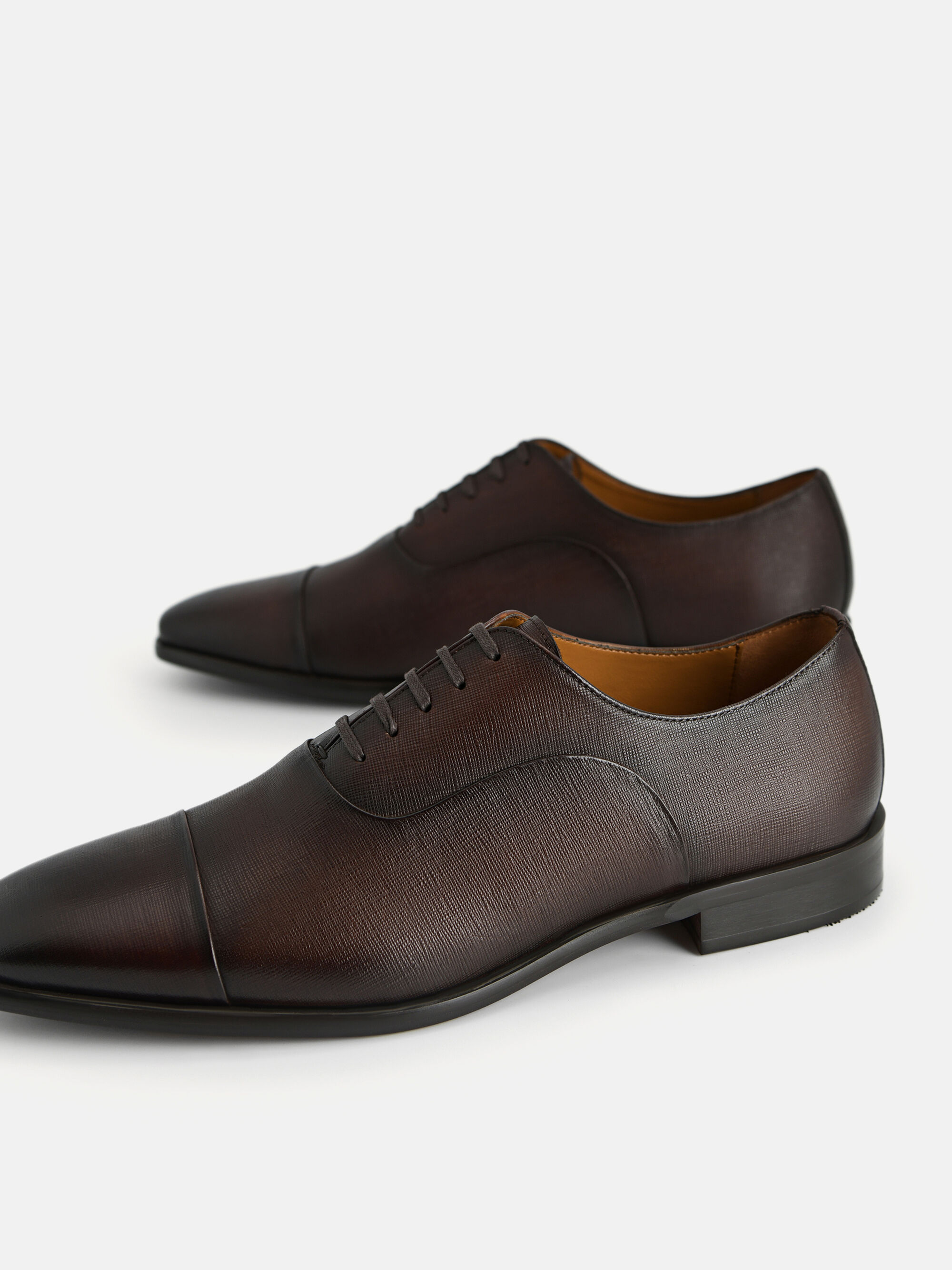Textured Leather Oxford Shoes, Brown