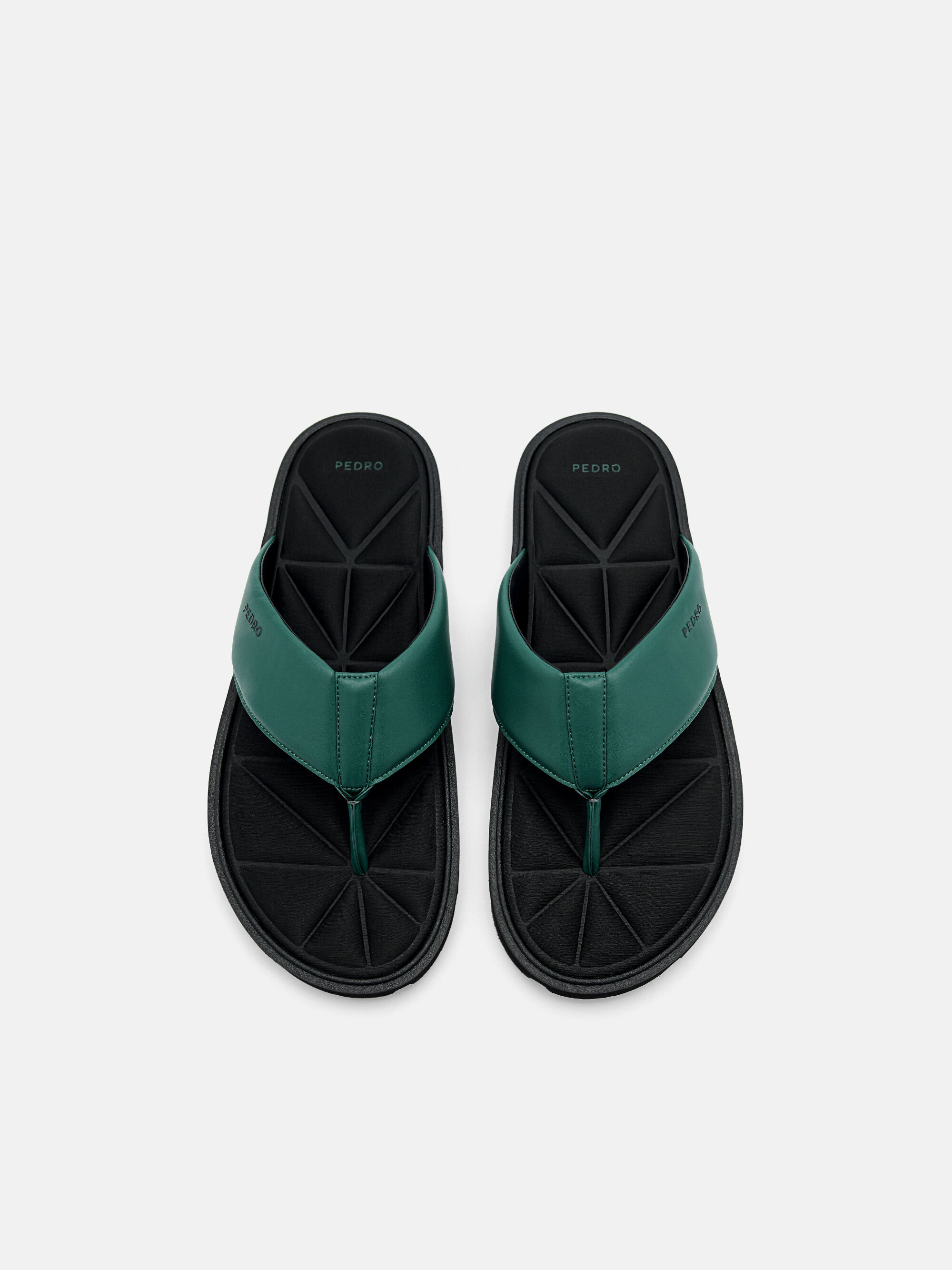 Thong Sandals in Pixel, Dark Green