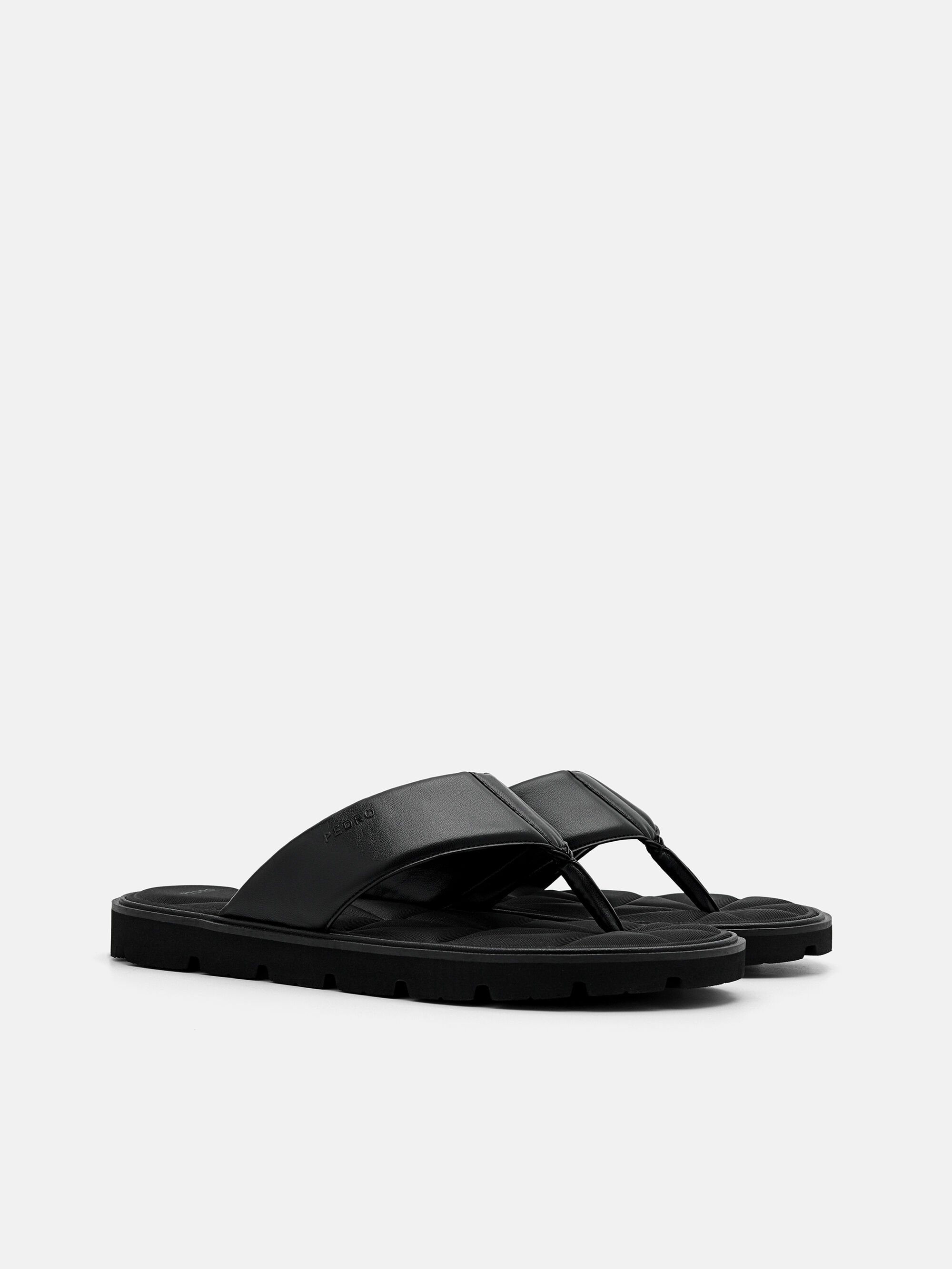 Thong Sandals in Pixel, Black