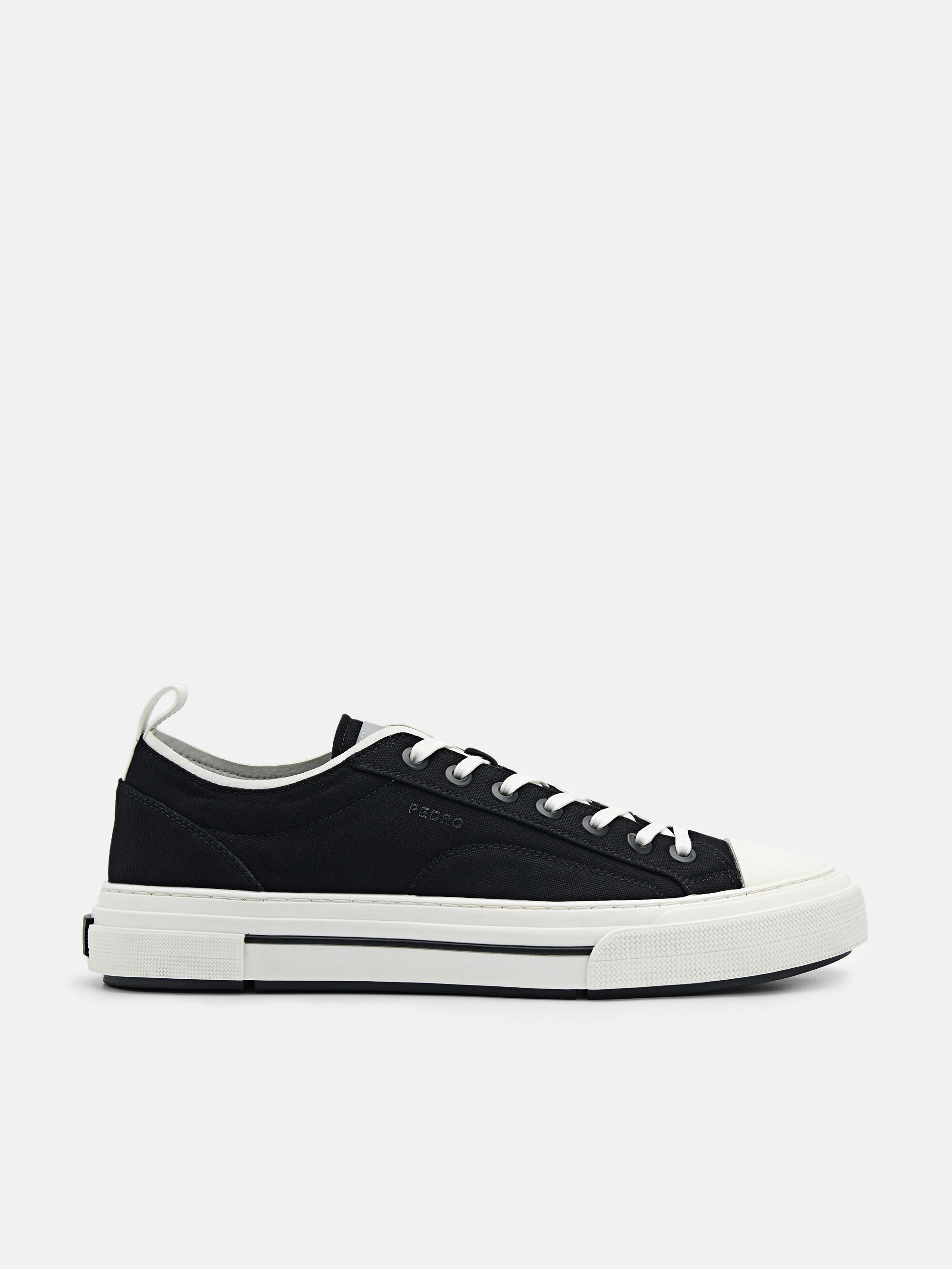 Strata Sneakers, Black